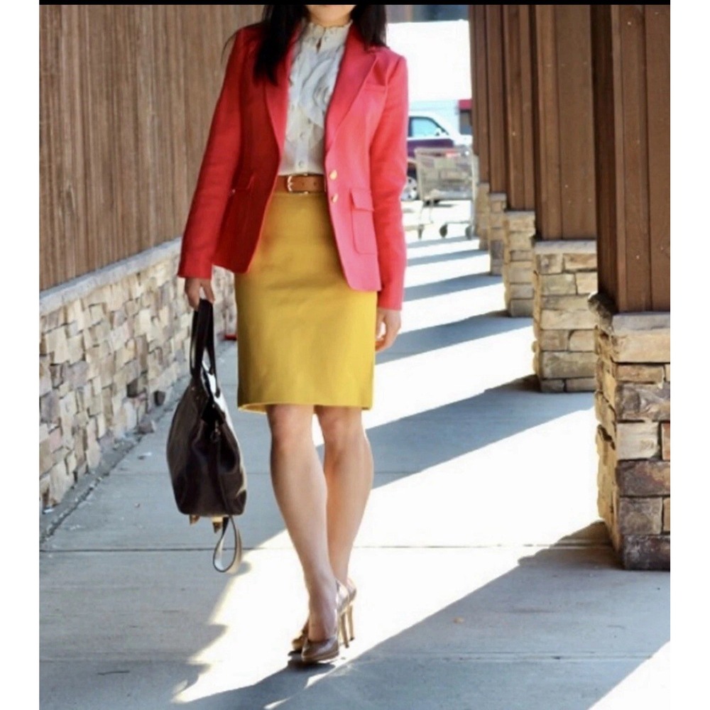 J Crew No 2 Pencil Skirt Mustard Yellow 100% Wool Lined‎ Sz 2. Classic. Workwear